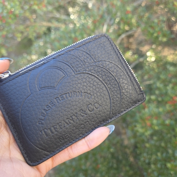 Tiffany & Co. Black Leather Card Holder - Picture 4 of 9